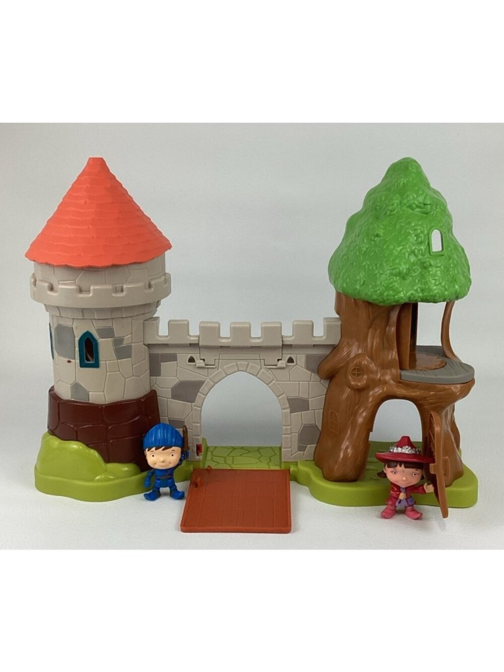 Mattel Mike The Knight Glendragon Castle Electronic Playset with Figures 2012